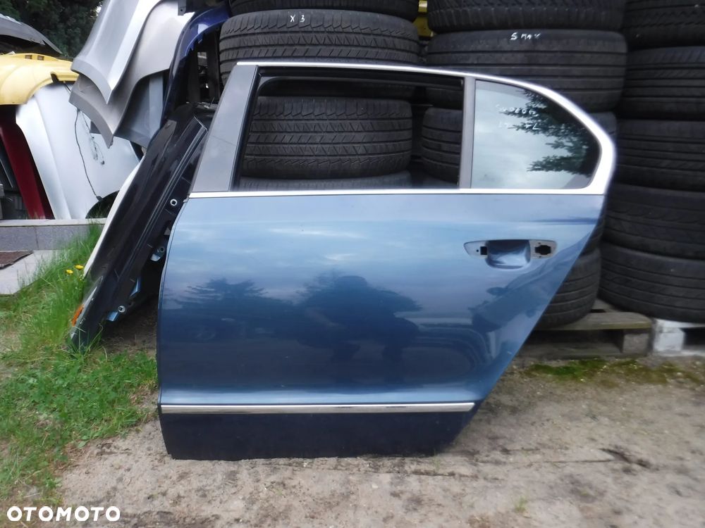 Skoda Superb II 2 LIFT FL 12-15 LW5Q F0F0 sedan liftback drzwi tyl lewe prawe HB szyba - 11