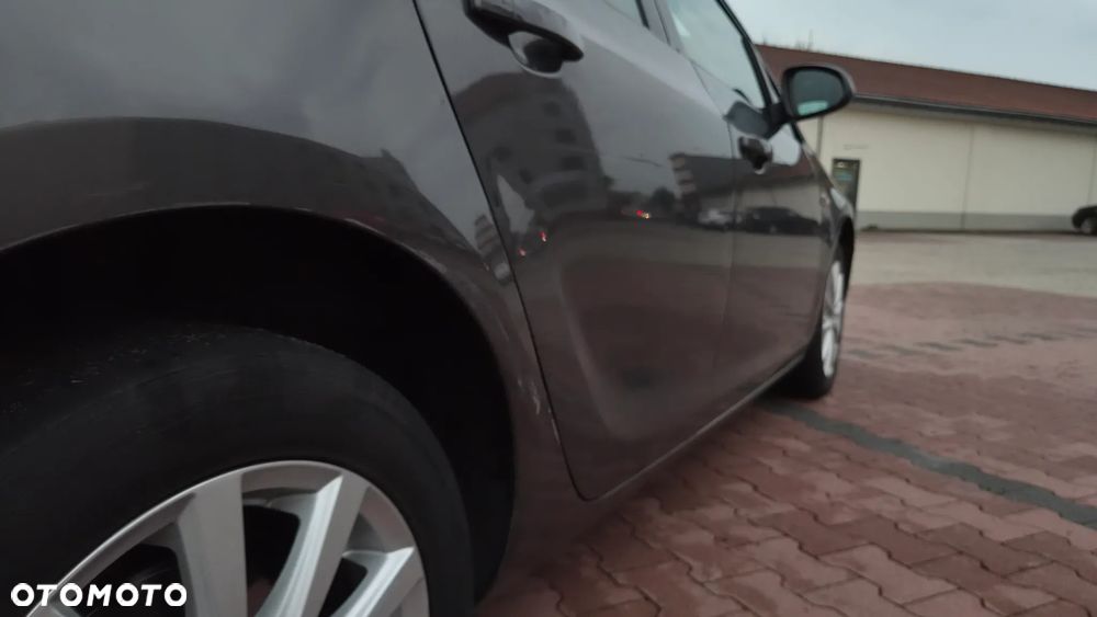 Opel Astra 1.6 - 10