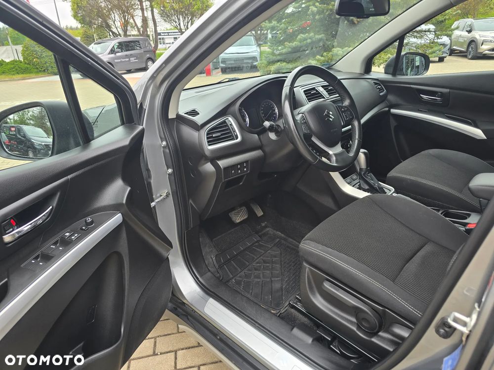 Suzuki SX4 S-Cross 1.4 SHVS Premium 4WD - 8