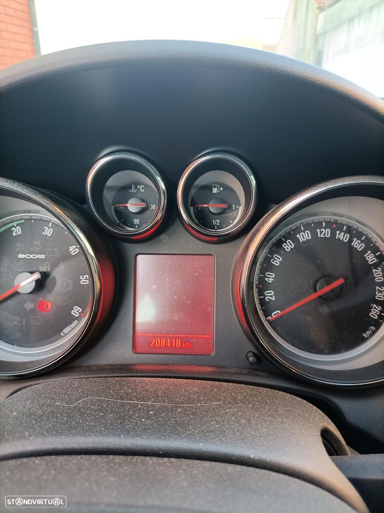 Opel Astra Sports Tourer - 2