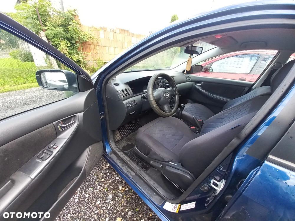 Toyota Corolla - 7