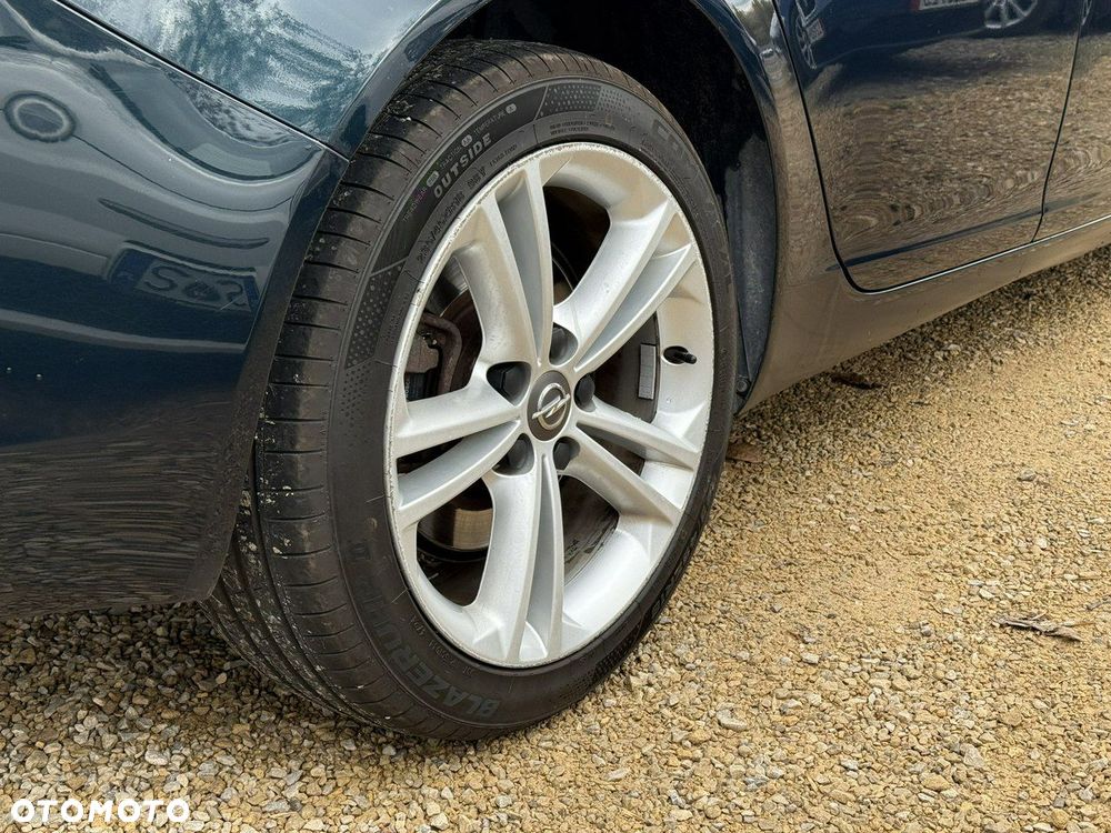 Opel Insignia - 10