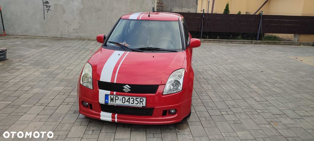 Suzuki Swift - 1
