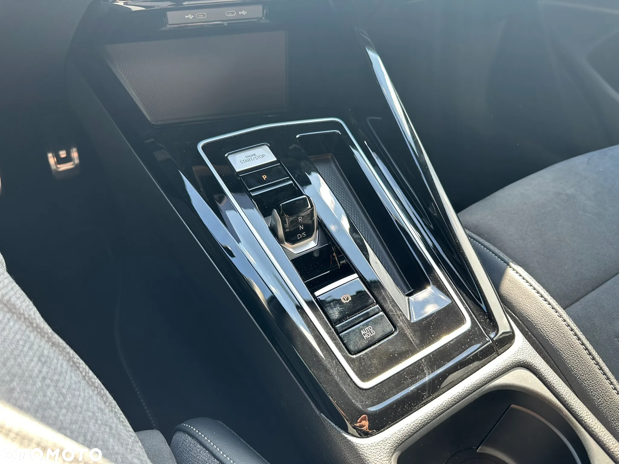 Volkswagen Golf VIII 1.5 TSI EHybrid PHEV Edition 50 DSG - 21