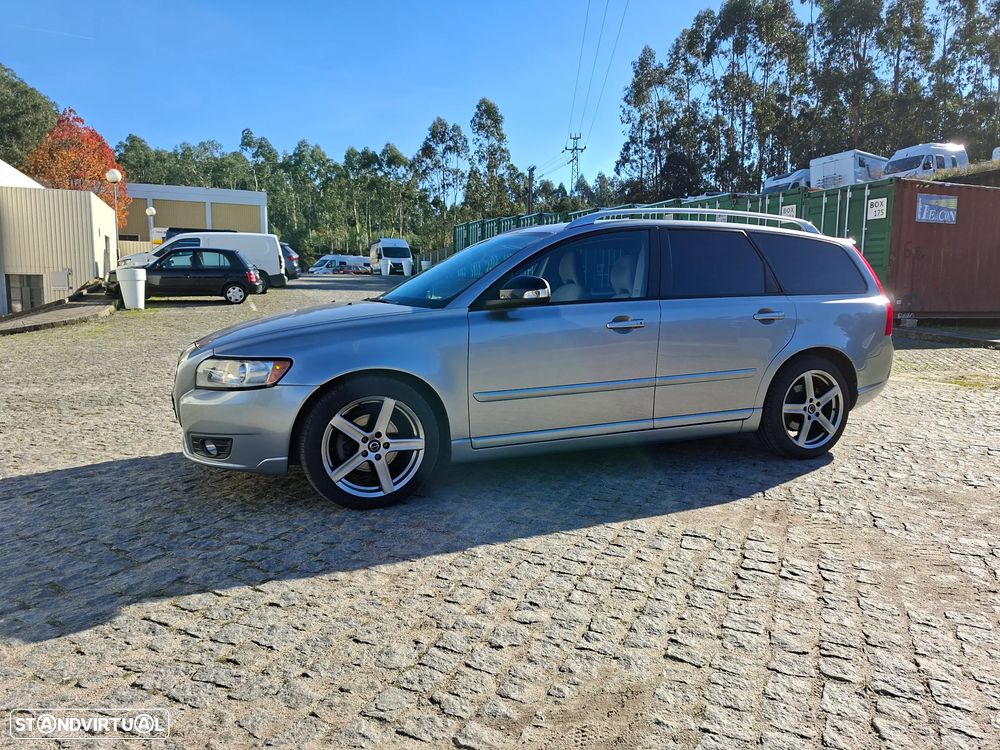 Volvo V50 - 1
