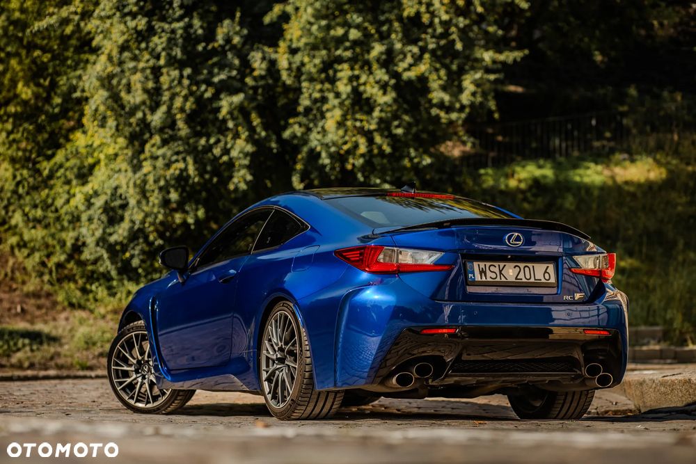 Lexus RC F Carbon - 4