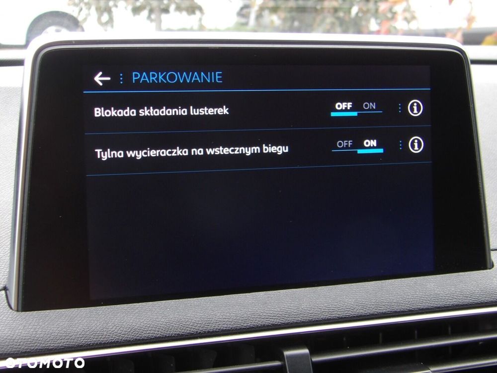 Peugeot 5008 1.5 BlueHDi Allure Pack S&S EAT8 - 32