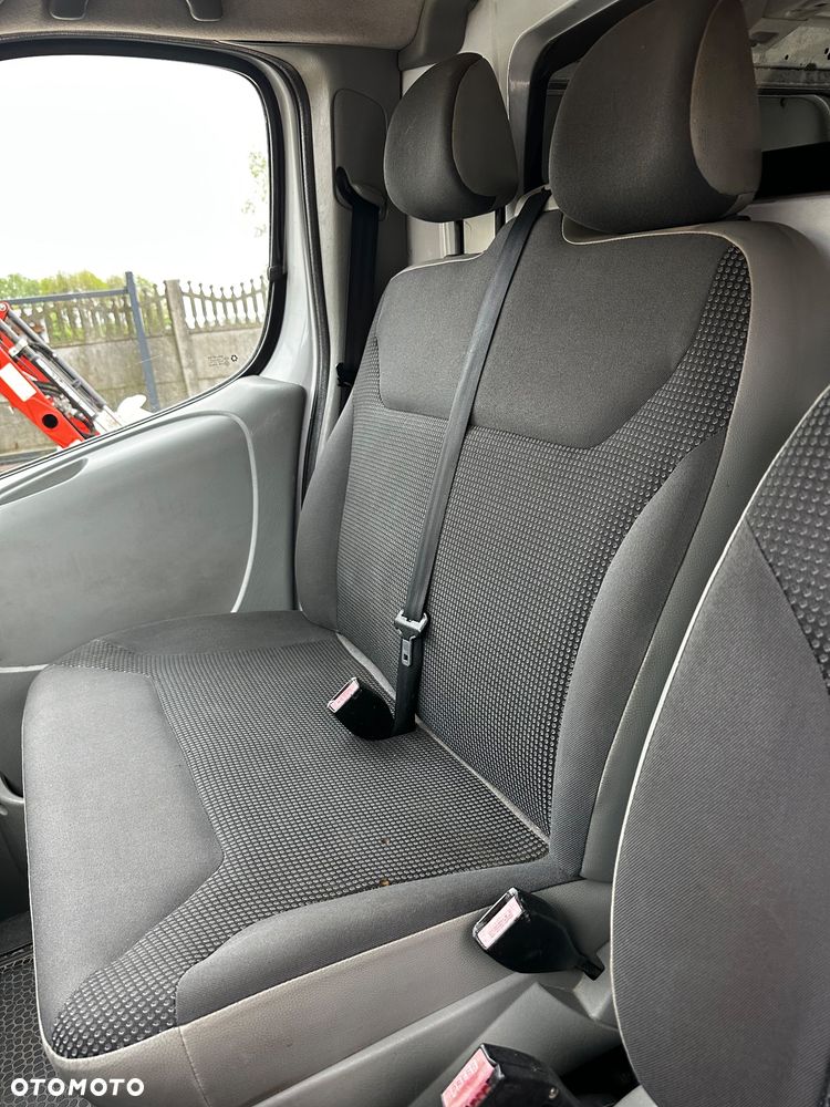 Opel Vivaro - 10
