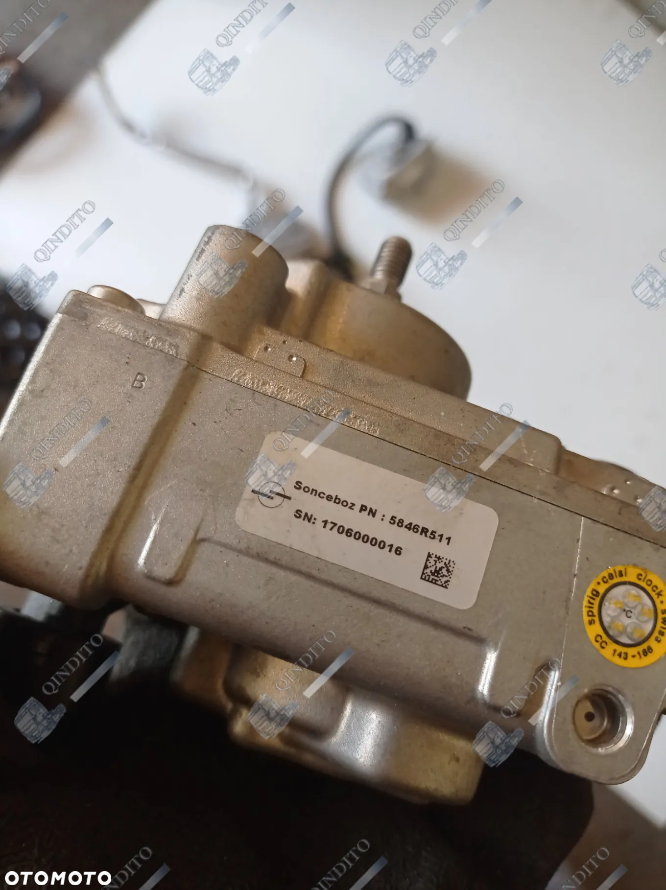 ZAWÓR NASTAWNIK SIŁOWNIK EGR MERCEDES - 9