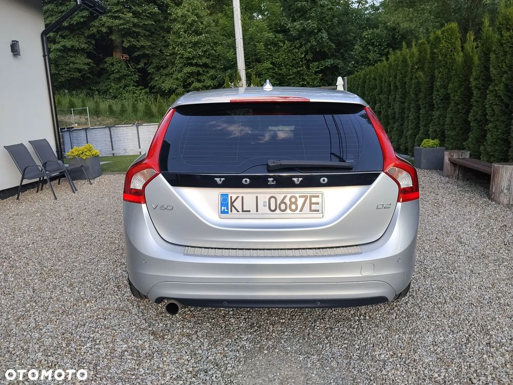 Volvo V60 D2 - 11