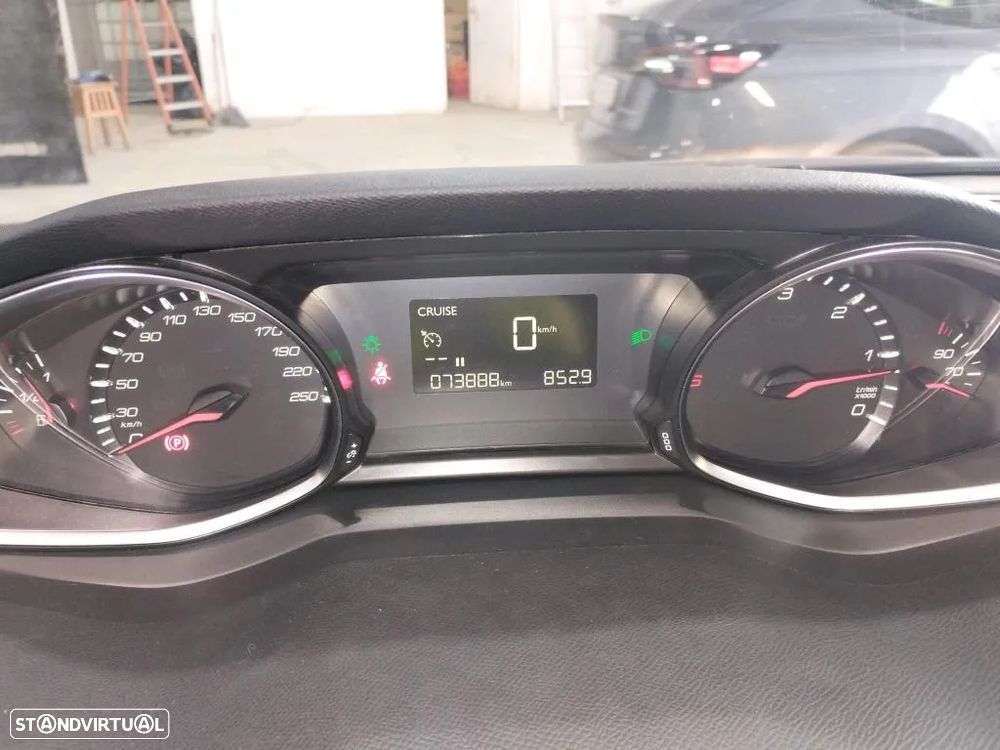 Peugeot 308 1.5 BlueHDi Style - 4