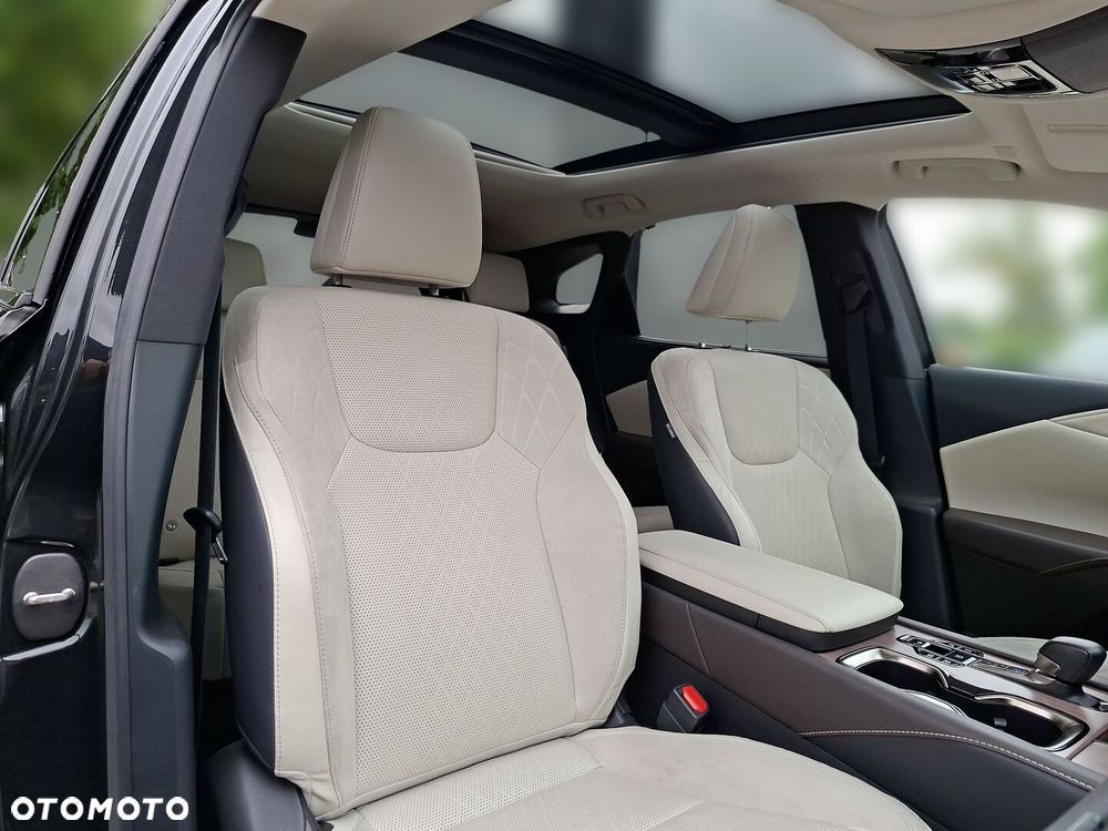 Lexus RX - 18