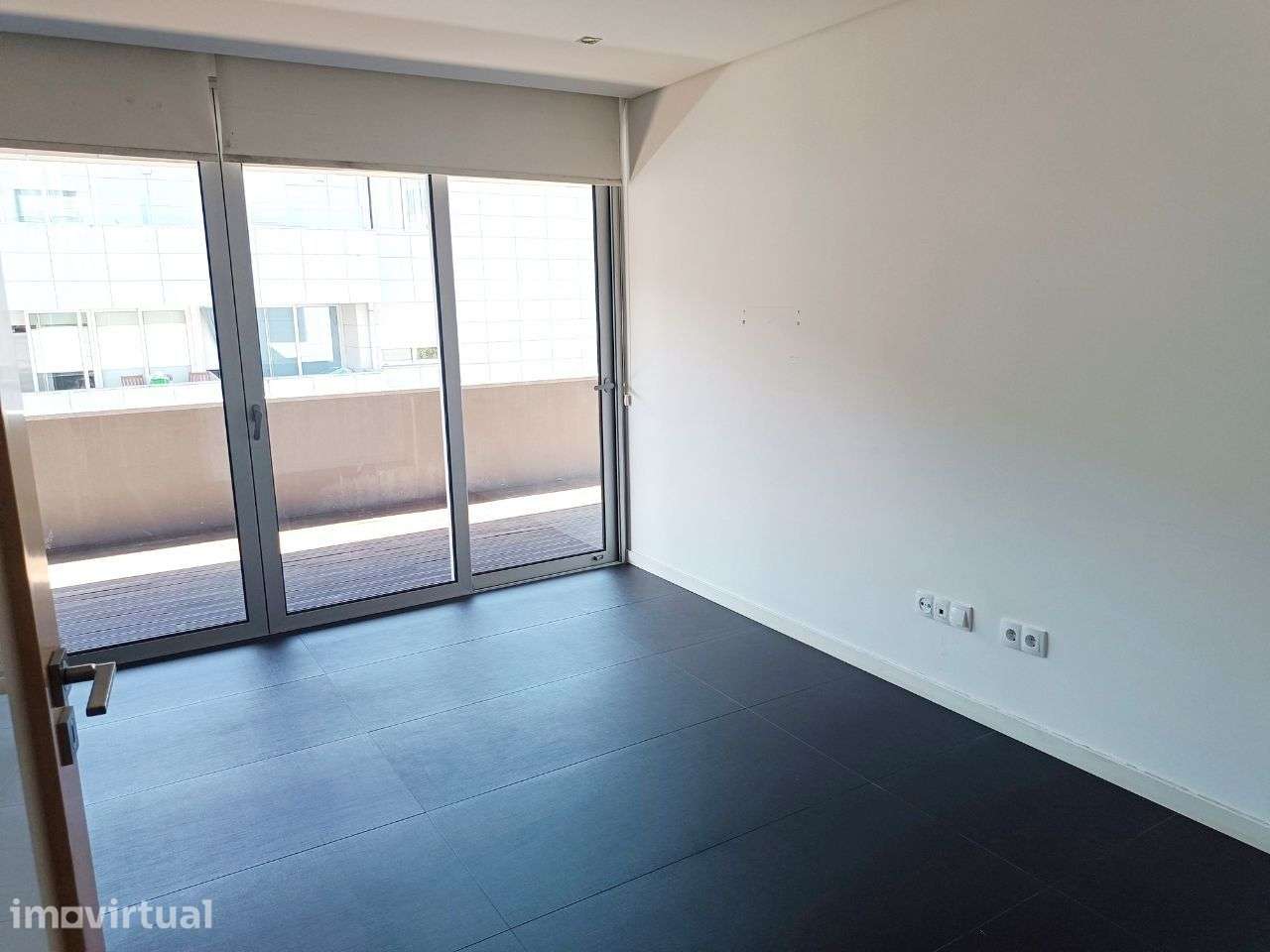 Apartamento T1 em Coimbra (Quinta das Nogueiras) - Grande imagem: 3/11