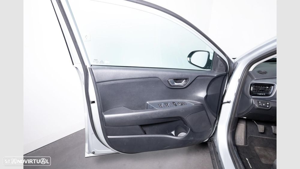 Kia Stonic 1.0 T-GDI Drive - 7