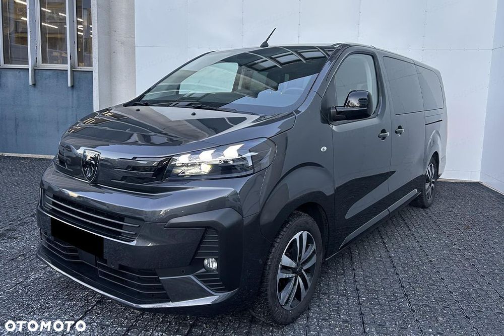 Peugeot Traveller - 4