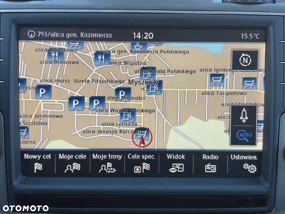 Volkswagen Golf 1.2 TSI BMT Comfortline - 8
