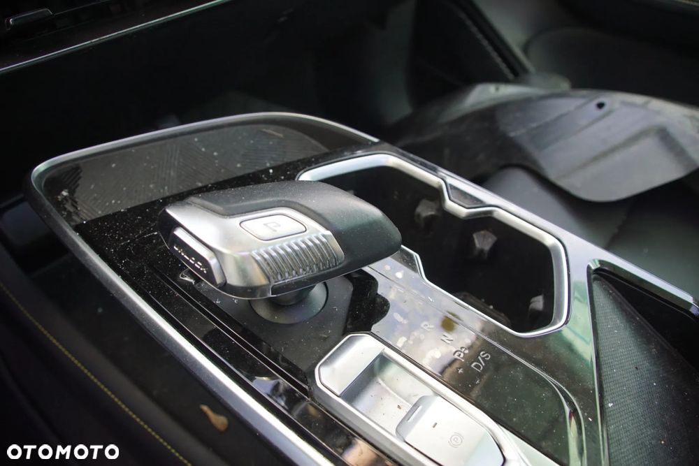Auto na części - BAIC Beijing 5 1.5 T 177 KM A156T2H 7DCT 52R1 2024R Silnik Skrzynia Drzwi Klapa Zderzak Szyba Klamka Deska Kokpit Sterownik Moduł Czujnik Licznik Wyświetlacz Kierownica Panel - 14