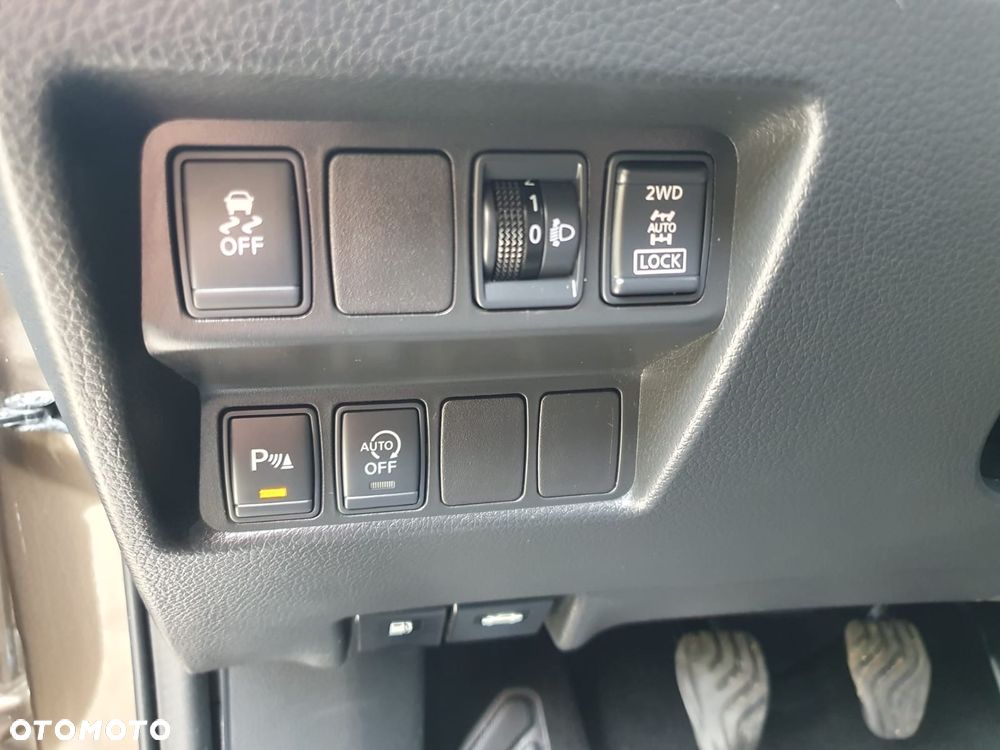 Nissan Qashqai 1.6 dCi 4 x 4 DPF acenta - 12