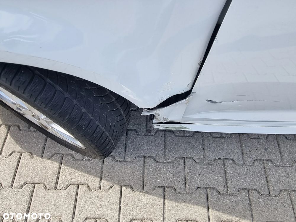 Audi A3 3-drzwiowe 1.6 TDI - 9
