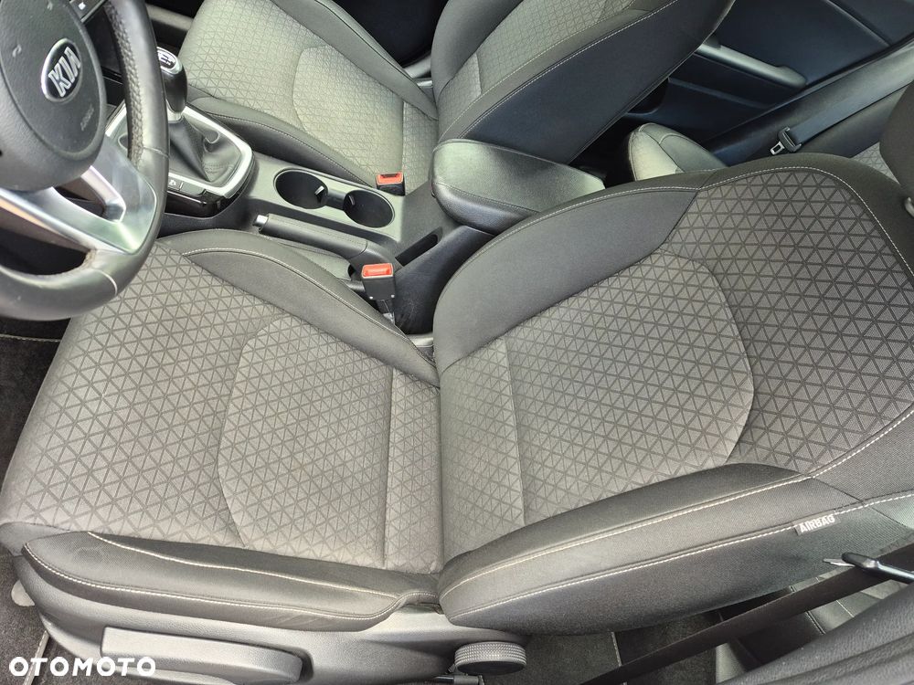 Kia Ceed 1.4 T-GDI OPF Vision - 19
