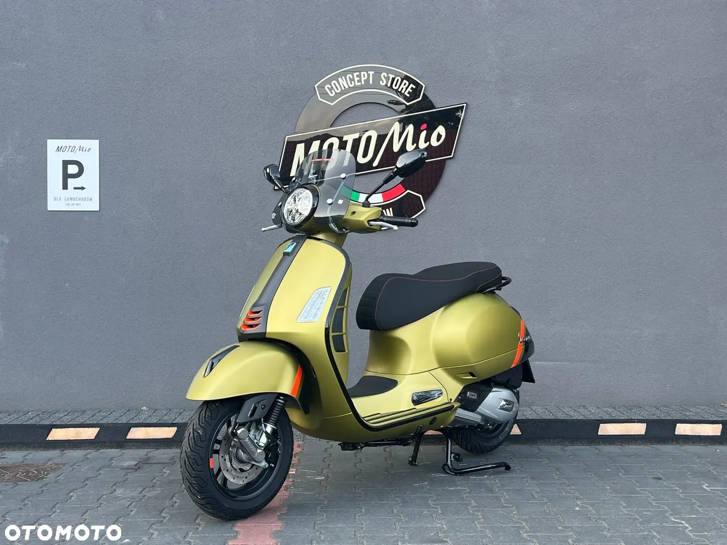 Vespa GTS - 7