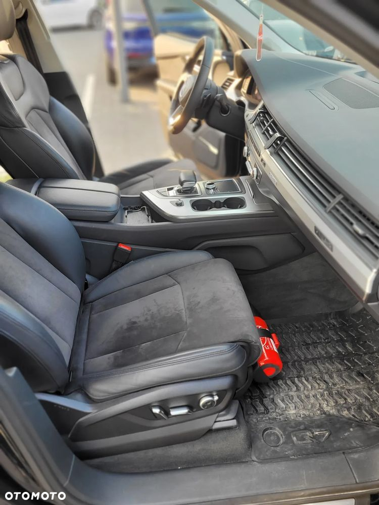 Audi Q7 45 TDI Quattro Tiptronic - 19