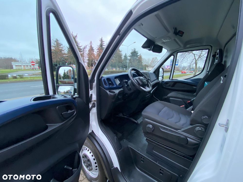 Iveco DAILY 35-140 HI-MATIC KONTENER CHŁODNIA CARRIER 6 PALET 78.000KM - 34