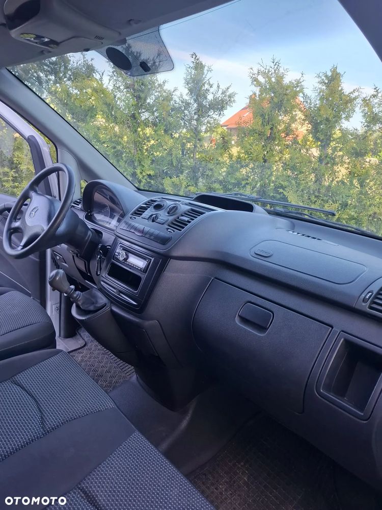 Mercedes-Benz Vito Univan 639.601 - 9