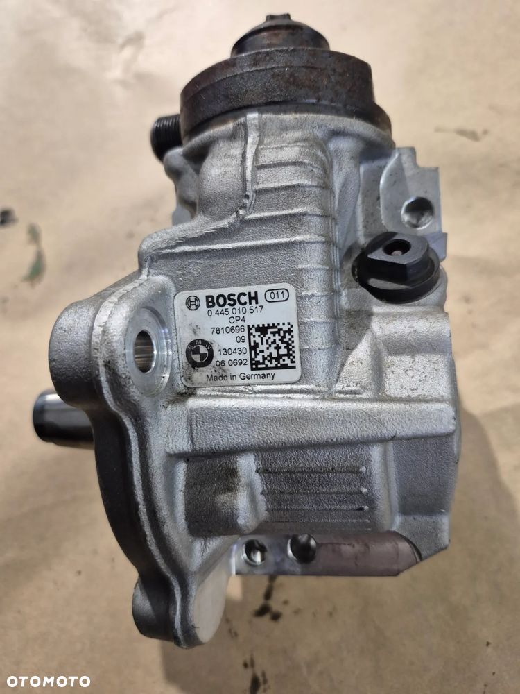 BMW pompa wtryskowa Bosch 0445010517 silnik N47D20C 7810696