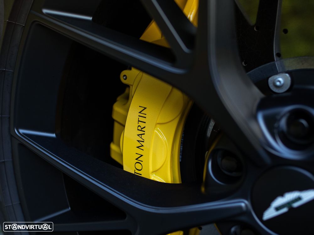 Aston Martin DBX 707 - 9
