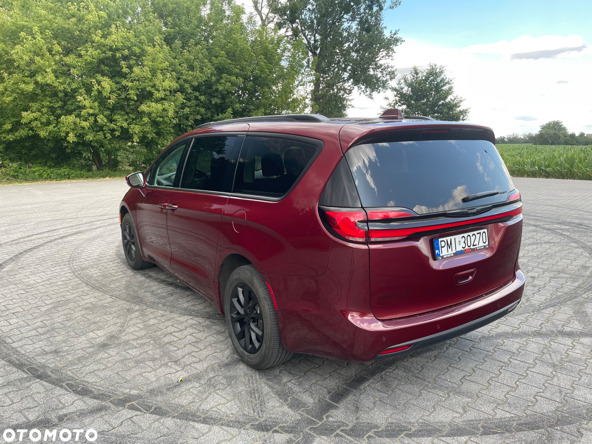 Chrysler Pacifica - 5