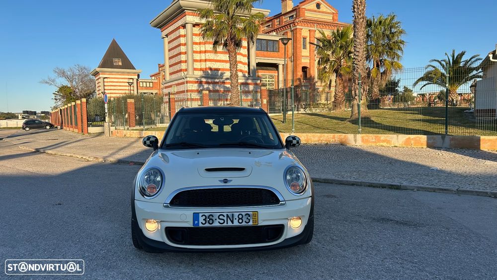 MINI Clubman Cooper SD - 29