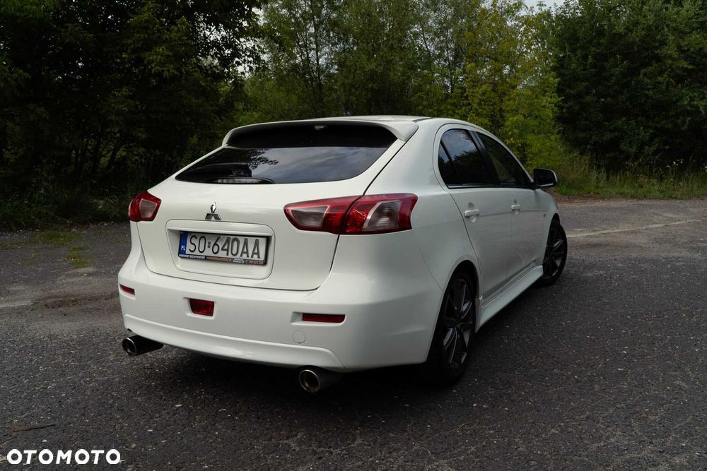 Mitsubishi Lancer - 3