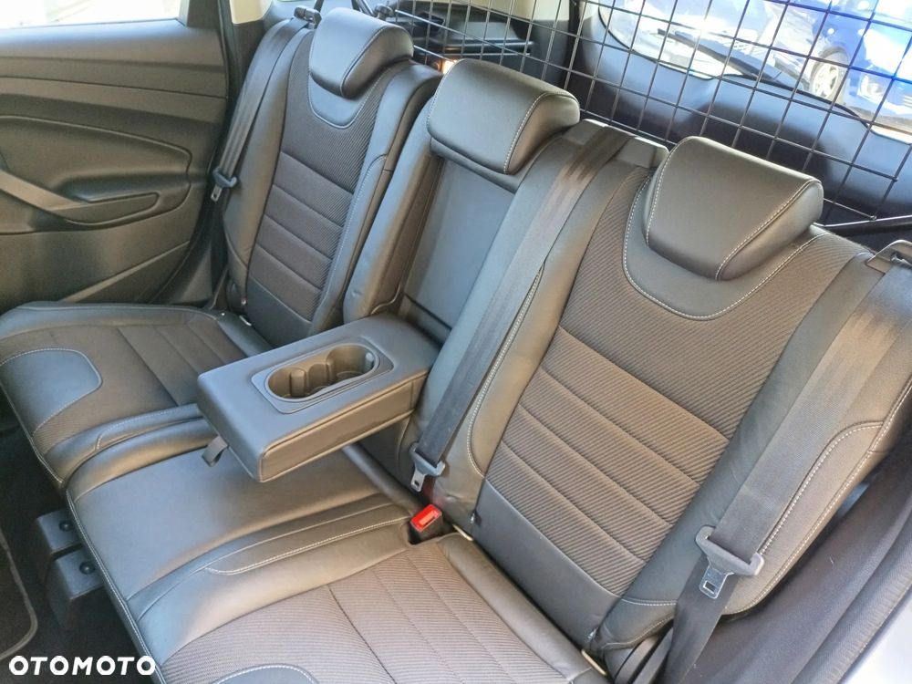 Ford Kuga 2.0 TDCi 4x4 Trend - 12