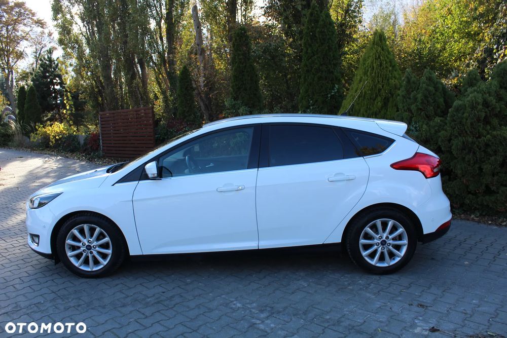 Ford Focus 1.0 EcoBoost Titanium ASS - 4