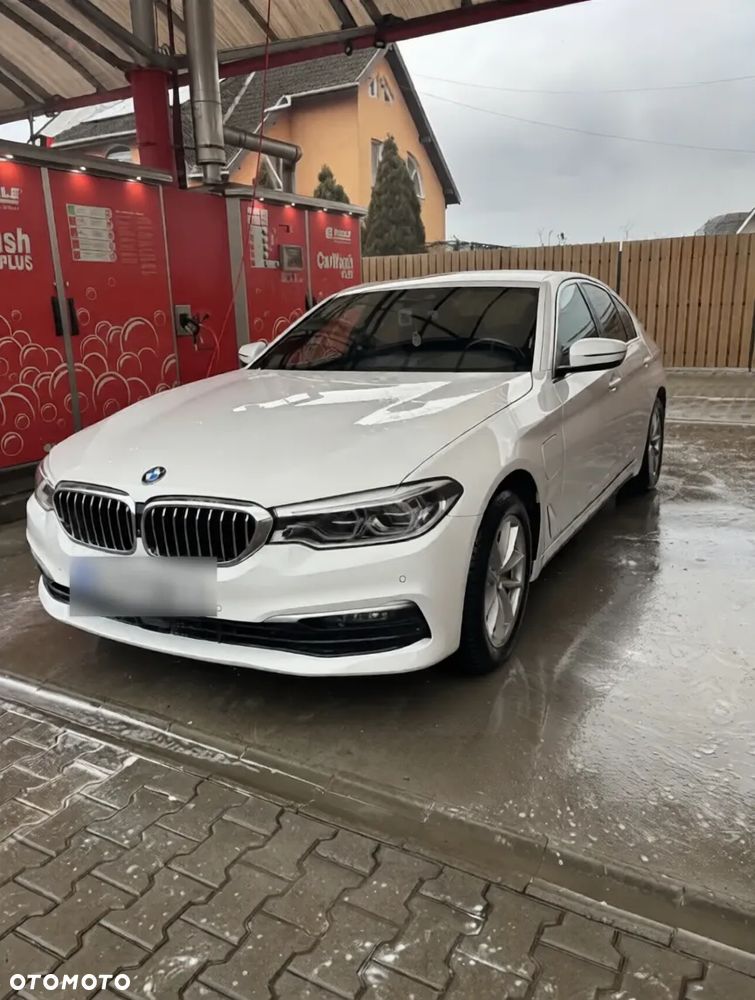 BMW Seria 5 530i Sport Line - 3