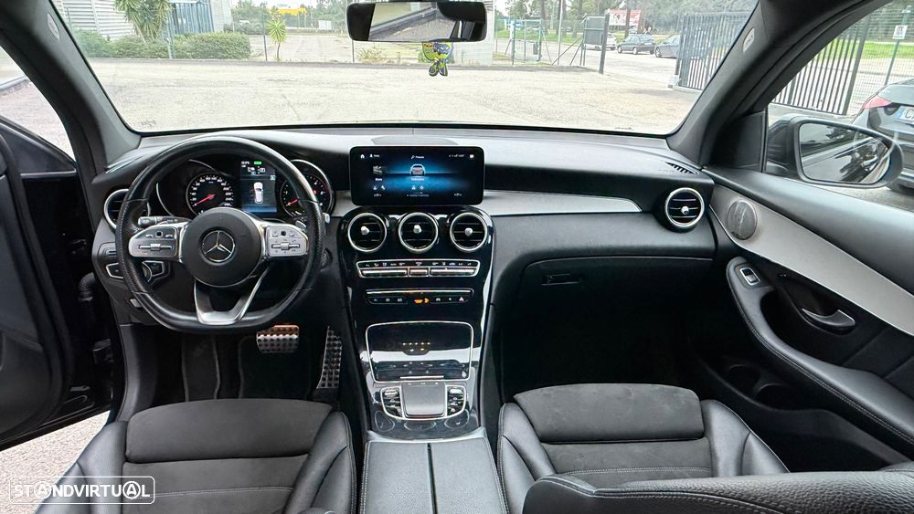 Mercedes-Benz GLC 300 de 4Matic 9G-TRONIC AMG Line Plus - 39