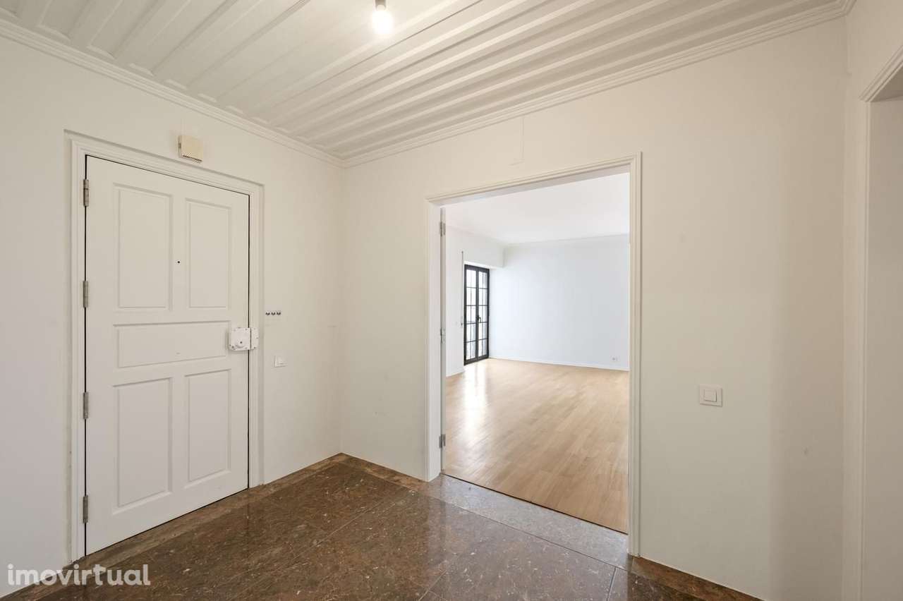 Apartamento T2 com estacionamento, Centro Histórico Cascais, Cascais - Grande imagem: 5/28