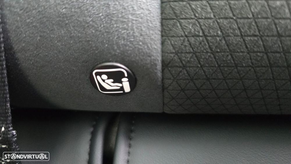 Ford Mustang Mach-E 98.7 kWh GT AWD - 57