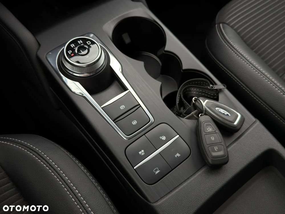 Ford Kuga 2.5 Duratec FHEV 4x4 TITANIUM X - 31