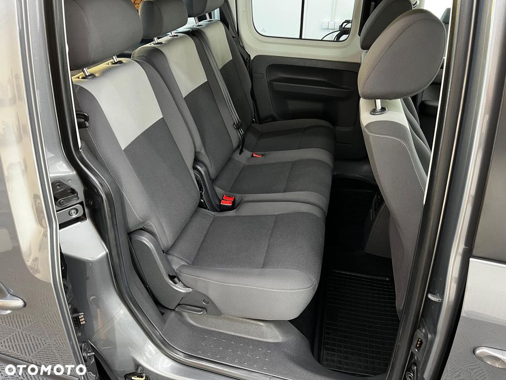 Volkswagen Caddy 1.6 (5-Si.) Edition 30 - 12