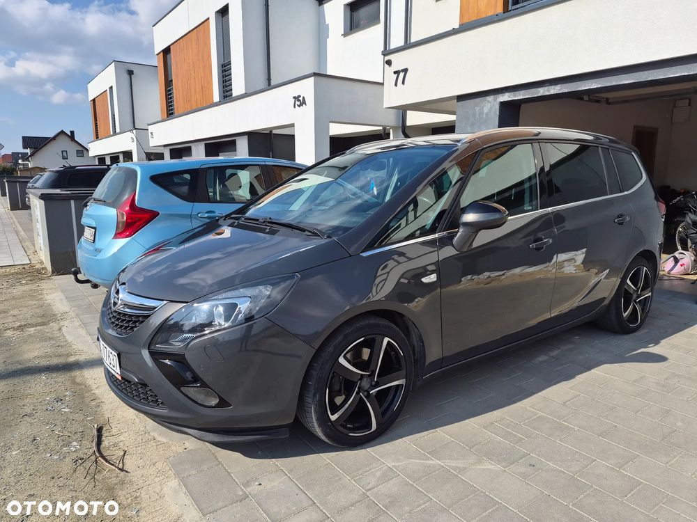 Opel Zafira Tourer 2.0 CDTI ecoFLEX Start/Stop Edition - 2
