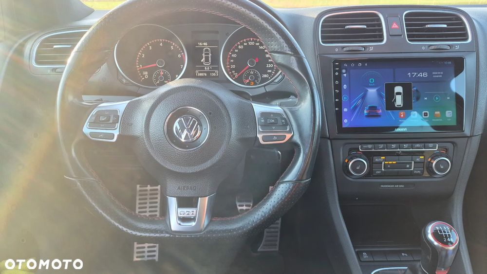 Volkswagen Golf - 13