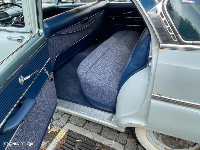 Ford Crestline - 23