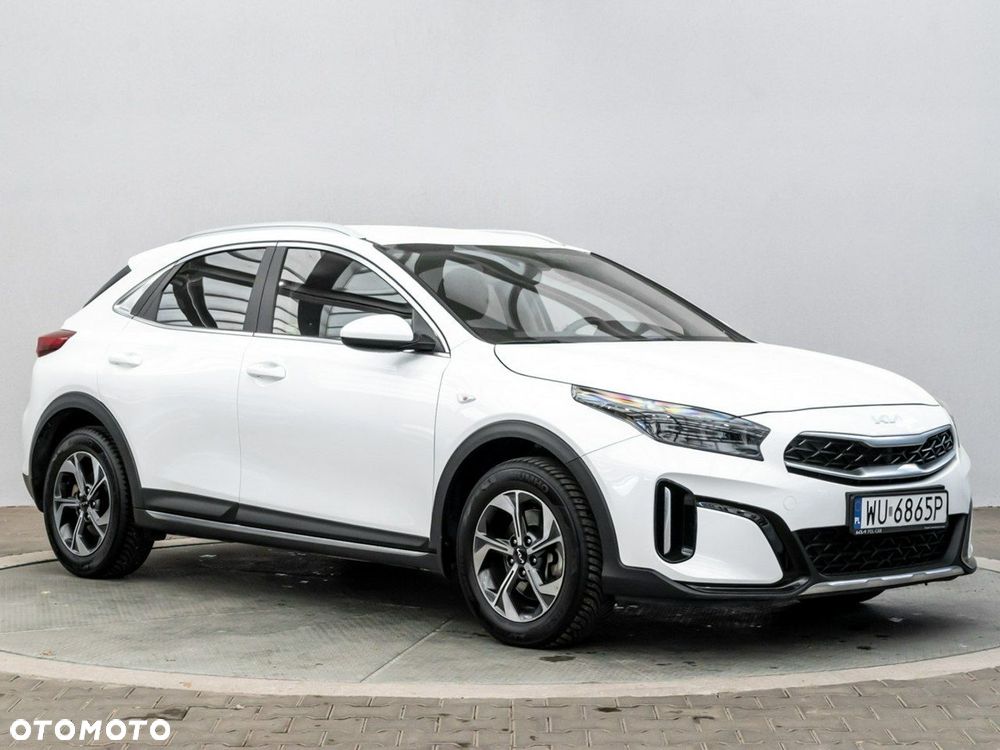 Kia XCeed 1.5 T-GDI M - 2
