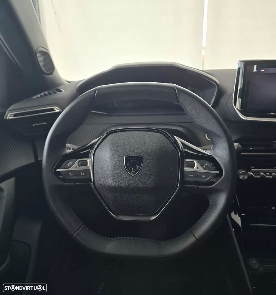 Peugeot e-2008 54 kWh Allure - 16