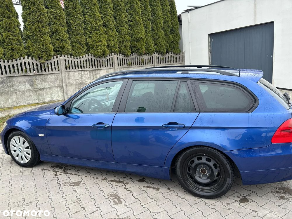BMW Seria 3 318d - 8