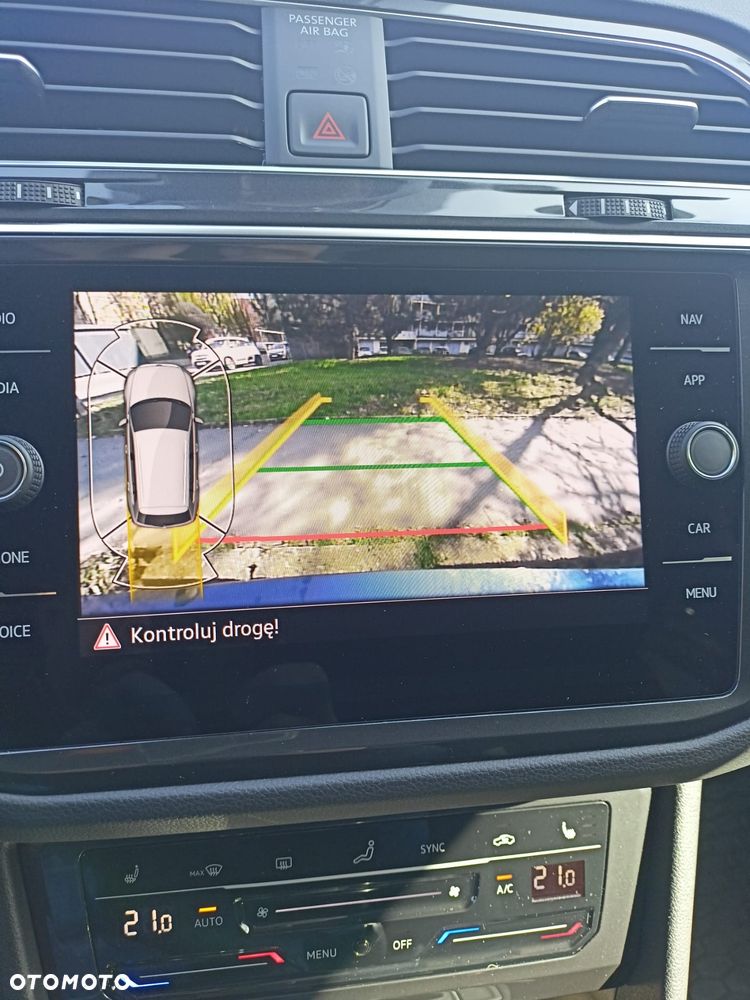 Volkswagen Tiguan - 9