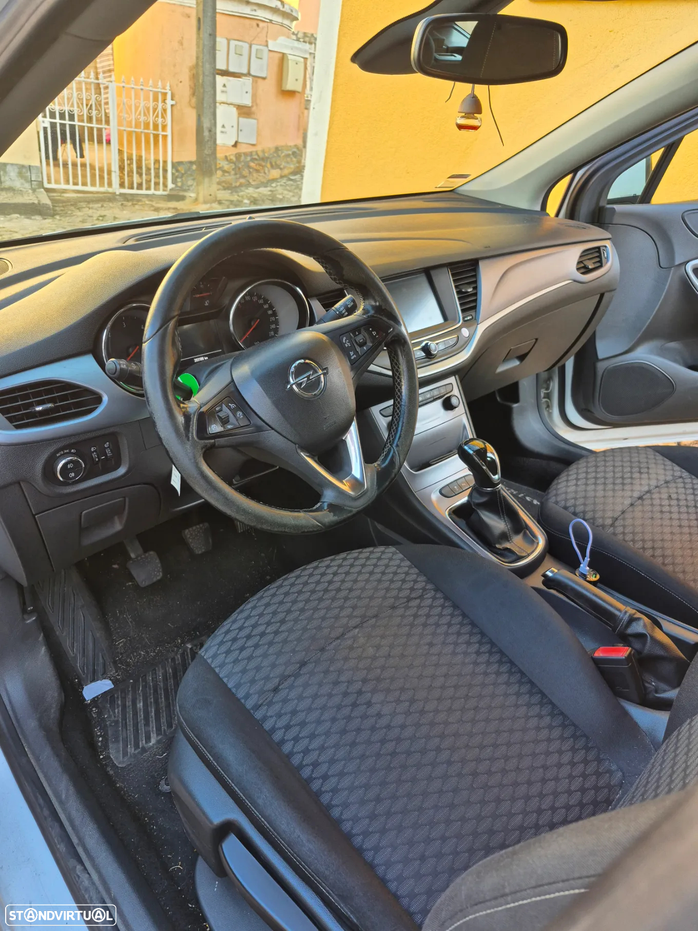 Opel Astra Caravan - 5