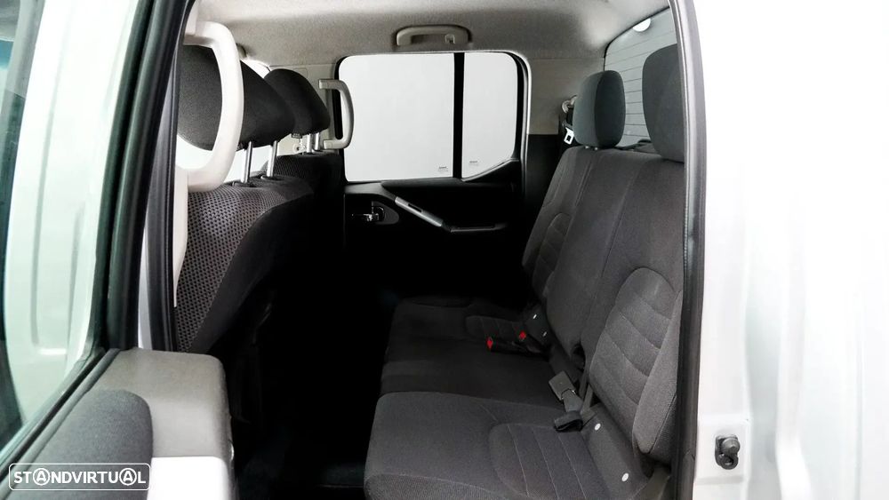 Nissan Navara 2.5 dCi CD SE 4WD - 15